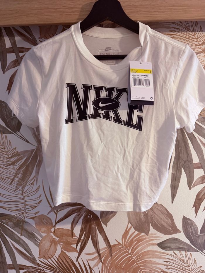 Croc top Nike taille S - photo numéro 2