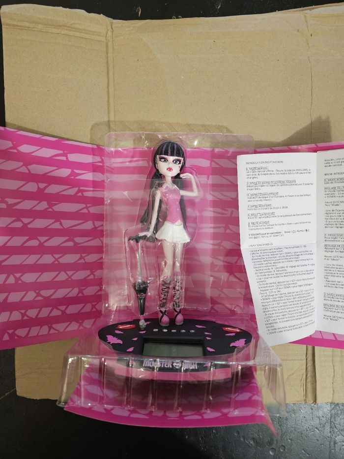 Réveil 3D Monster High "Draculaura" - Neuf et scellé dans sa boîte d'origine - photo numéro 3