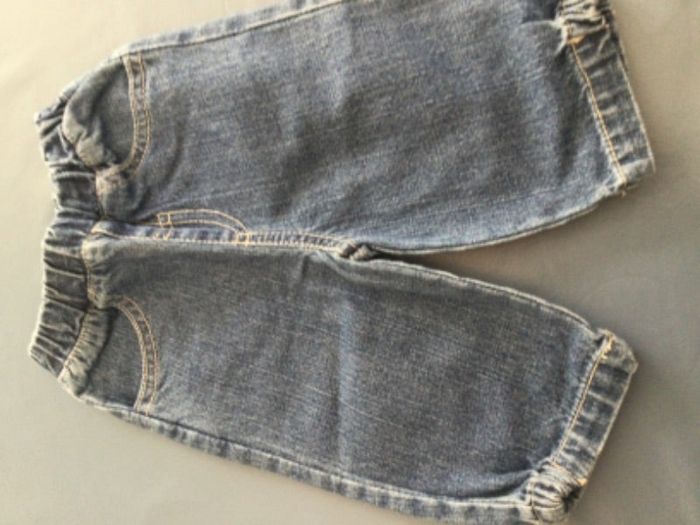 pantalon jeans 3 mois tbe