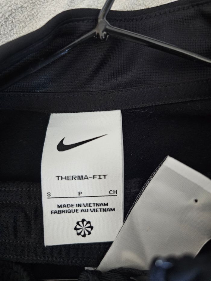 Survêtement nike - photo numéro 3