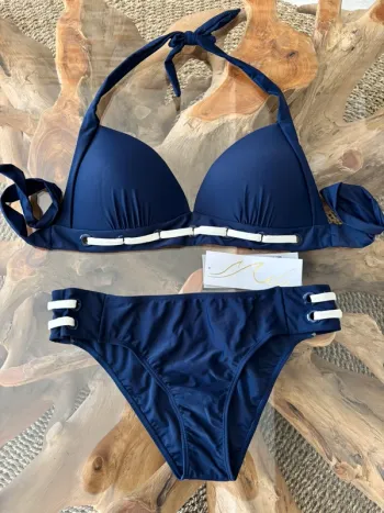 Maillot de bain 2 pièces Mila Beach bleu marine