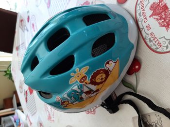 Casque vélo B’Twin Baby H300