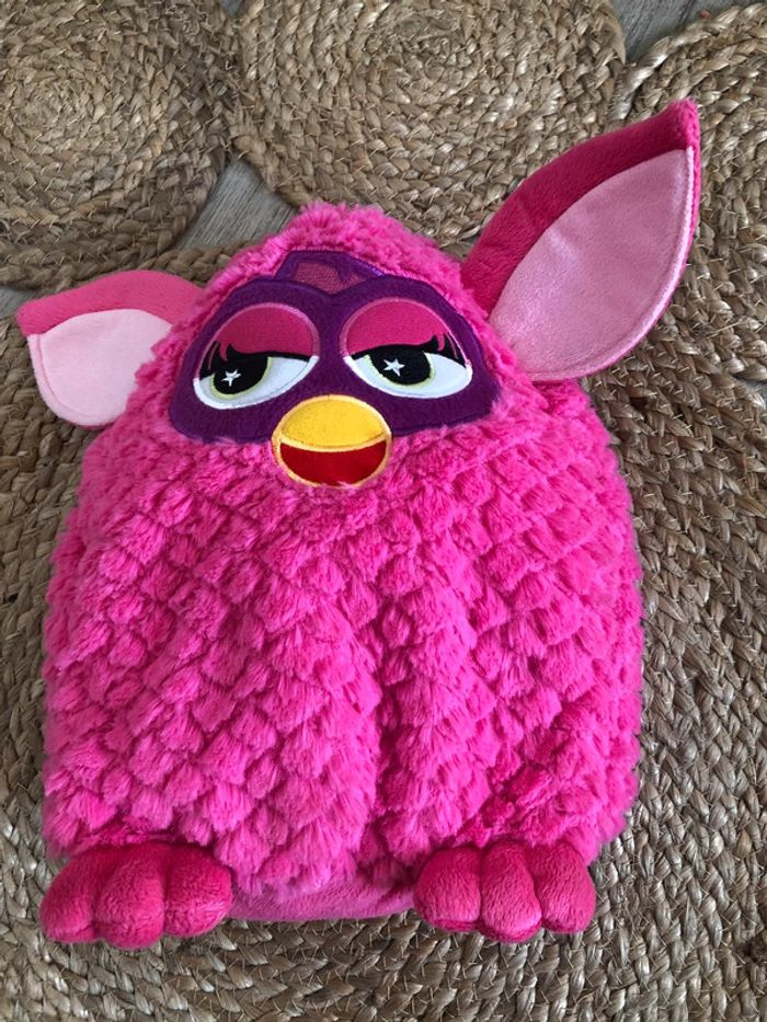 Peluche Furby range pyjama