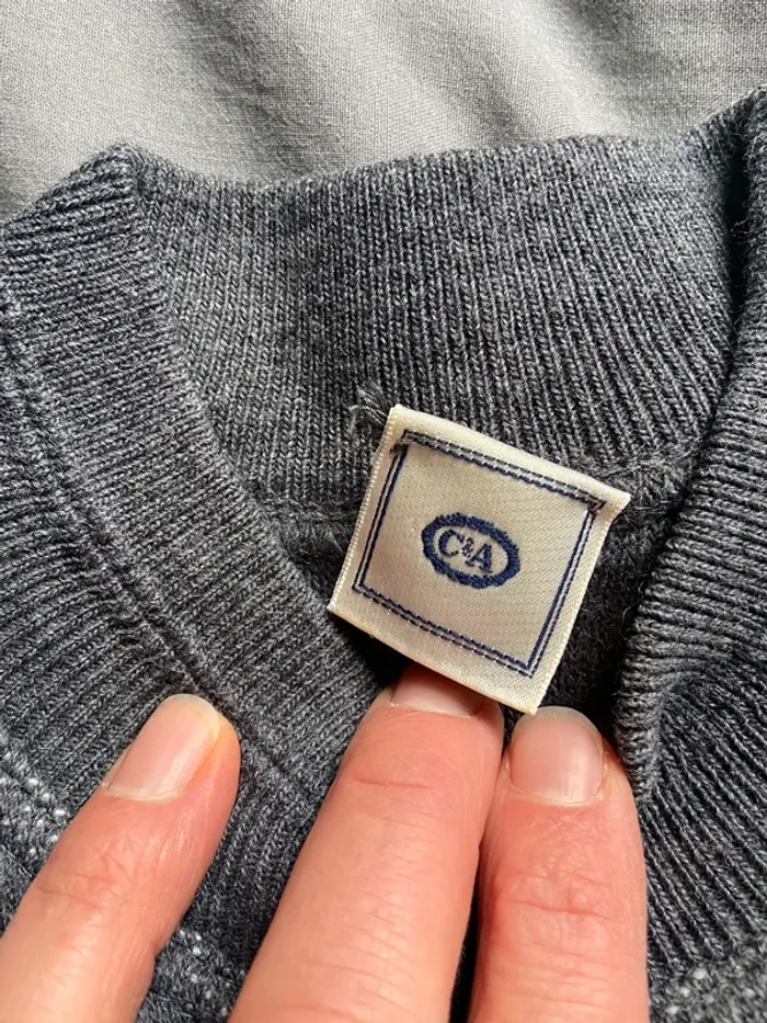 Pull fin gris - photo numéro 3