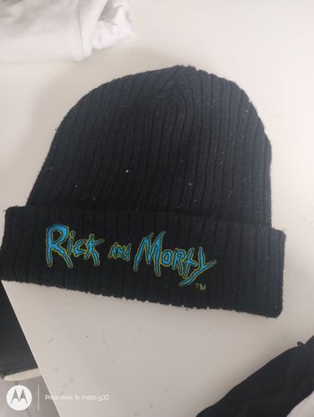 Bonnet Rick et Morty neuf ici