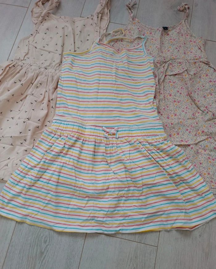 Lot 3 robes été 10 ans - photo numéro 2