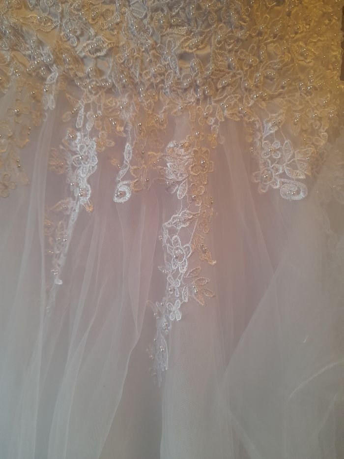 Robe de mariée laçage et perles - photo numéro 5