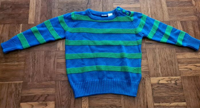 Lot pull 24 mois - photo numéro 5