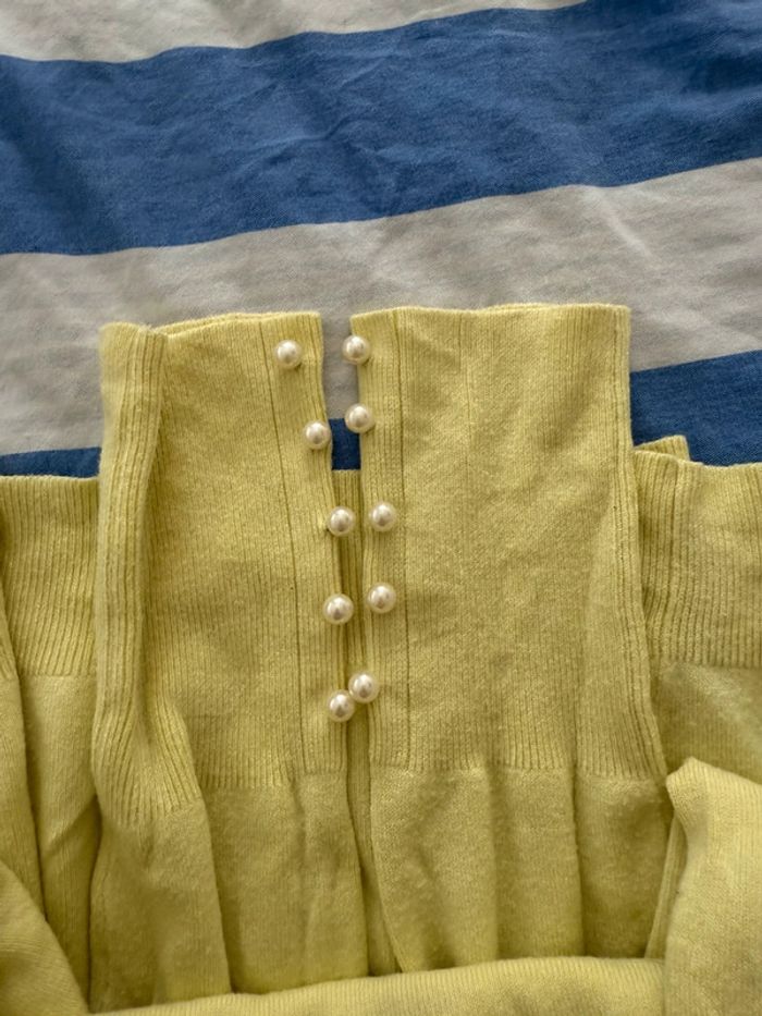 Petit pull Zara jaune - photo numéro 3