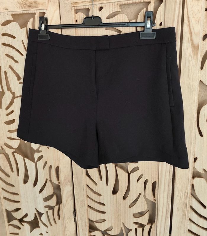 Short noir chic - Taille 44 Promod - photo numéro 2