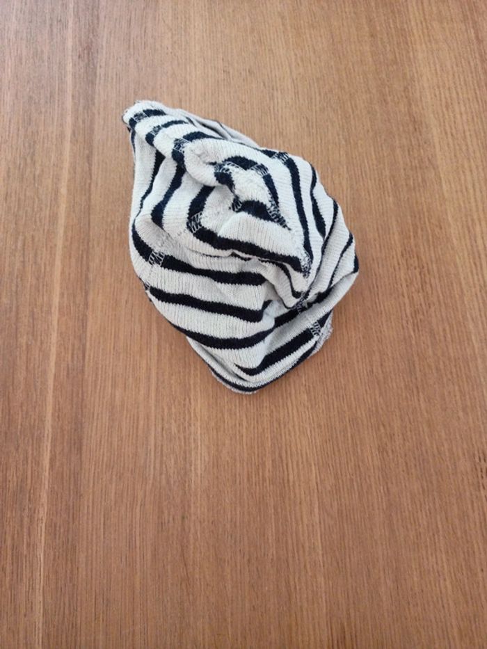 Bonnet - photo numéro 2