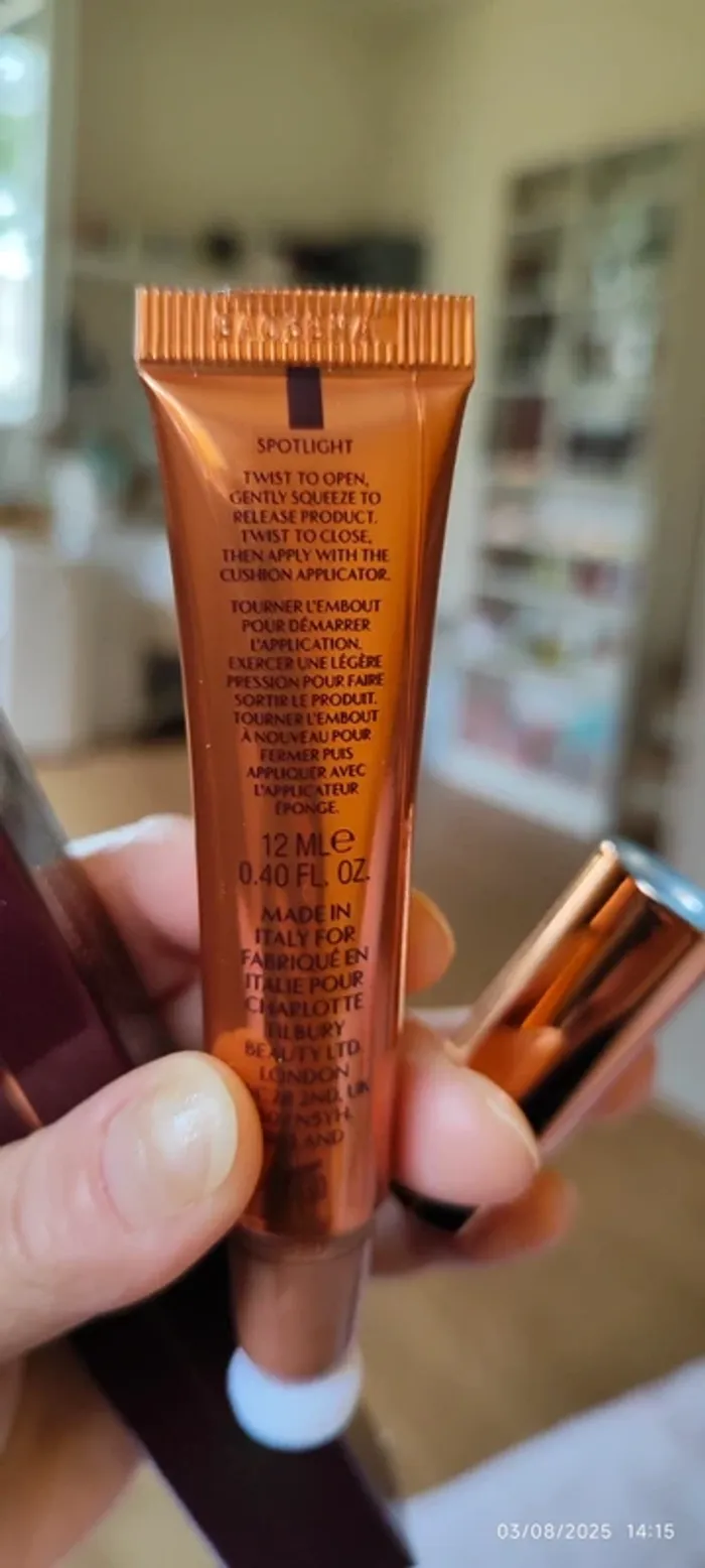 Charlotte Tilbury Beauty Light Wand Highlighter Shade Spotlight 12ml - photo numéro 5
