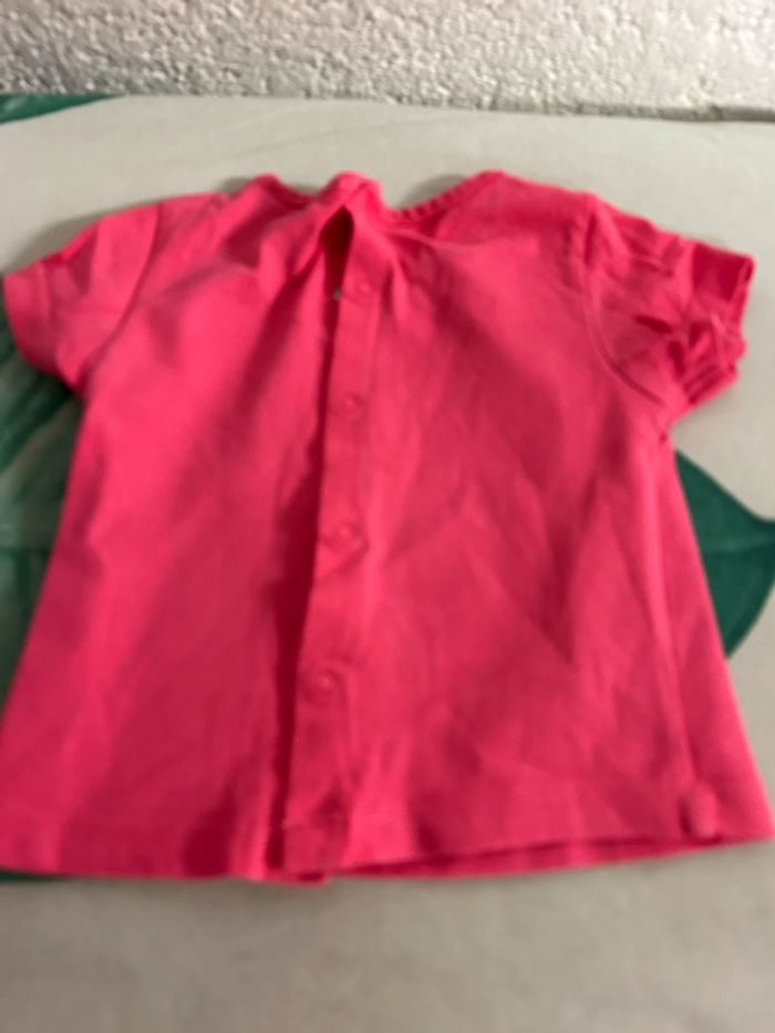 Tee shirt obaibi 3 mois très bon état sequins fraise - photo numéro 4
