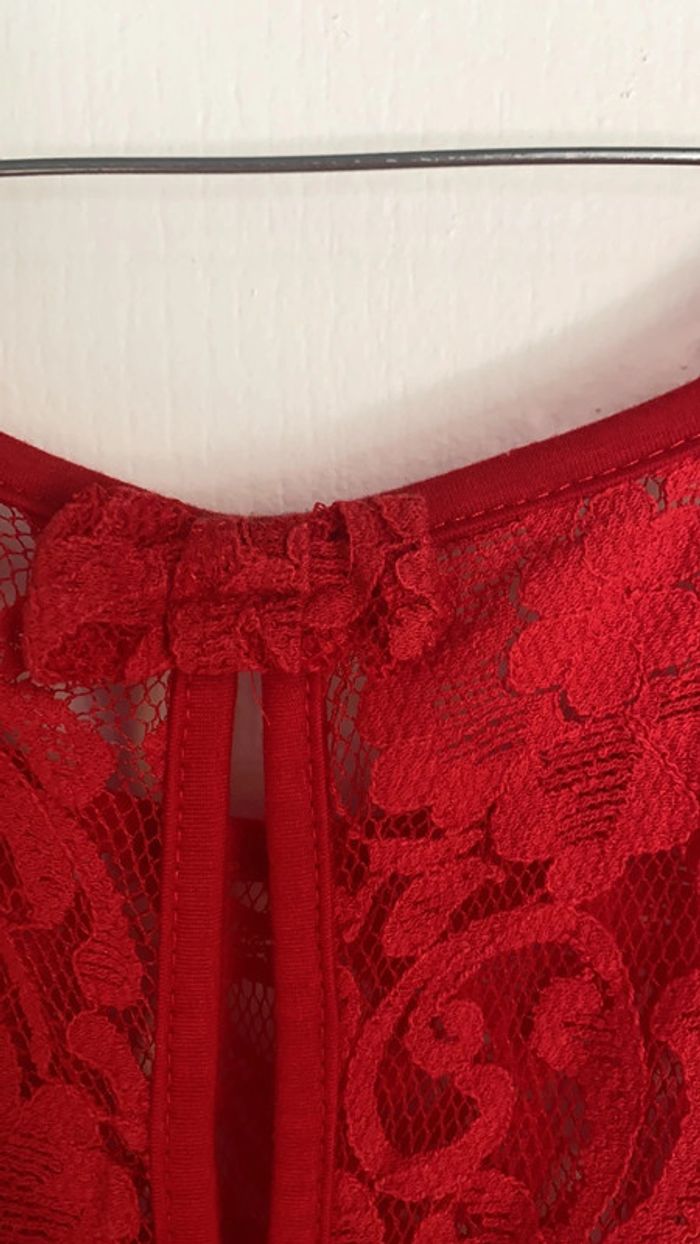 Débardeur en dentelle - photo numéro 3