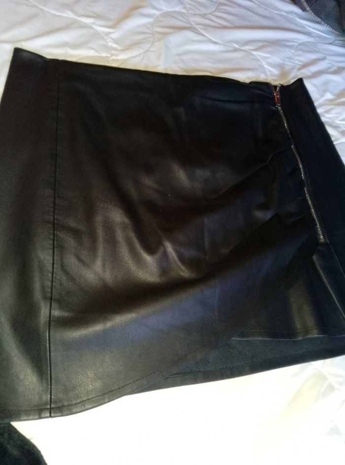 Jupes  simili cuir - photo numéro 4