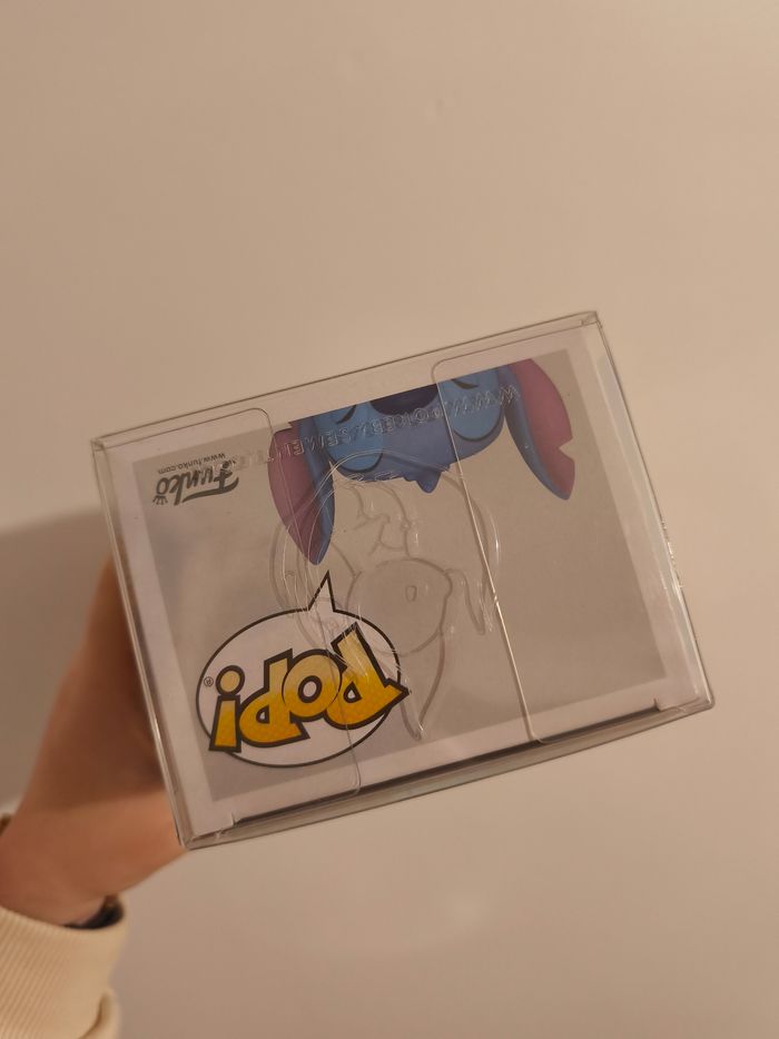 Funko pop Disney figurine Stitch ukulele 1044 - photo numéro 5
