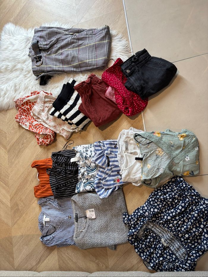 Lot de vêtements - photo numéro 2