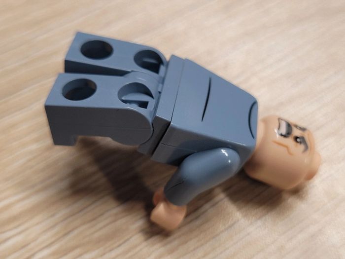 LEGO Marvel J. Jonah Jameson | Minifig sh0054 - photo numéro 3