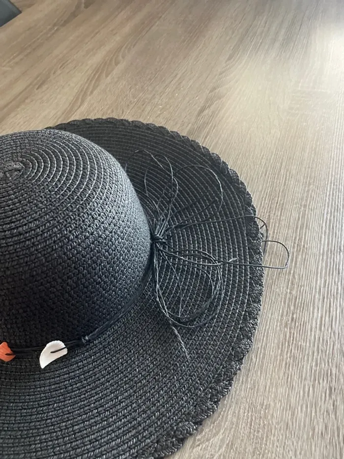 Chapeau - photo numéro 3