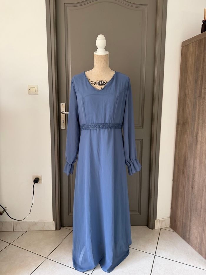 Robe longue taille 42 bleu