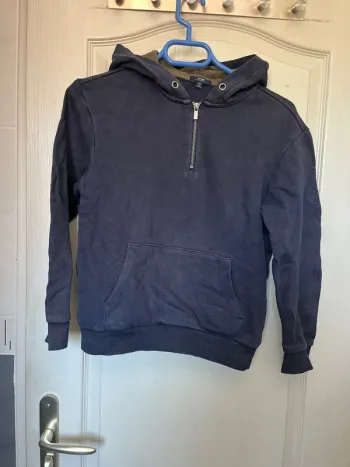 Sweat à capuche Kiabi xxs taille 12 ans