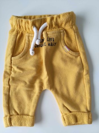 Pantalon 3 mois tape a l'oeil