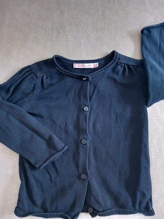 Gilet bleu marine Taille 2 ans TBE - photo numéro 2