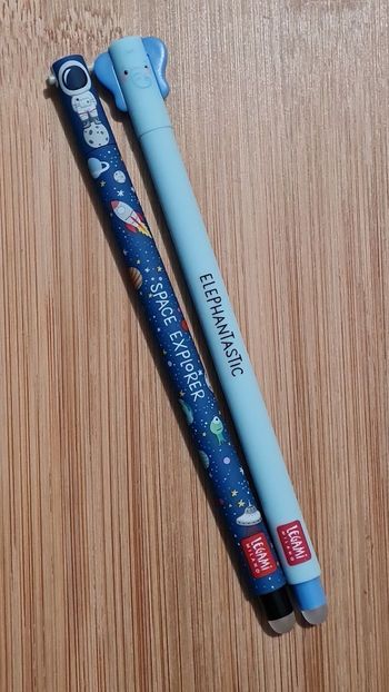 Legami Astronaute 🪐Logo Legami + Éléphant 🐘Logo Legami = 2 Stylos de 2023 et 2024 Neufs