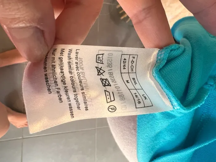 T-shirt bleu - photo numéro 6