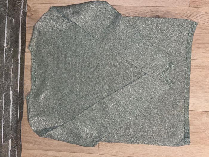 Pull Sweatshirt H&M Vert lurex pailleté Taille 16 ans / 176 cm Comme neuf - photo numéro 4