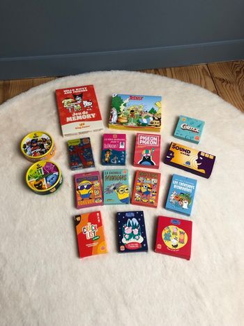 Lot 16 jeux de cartes