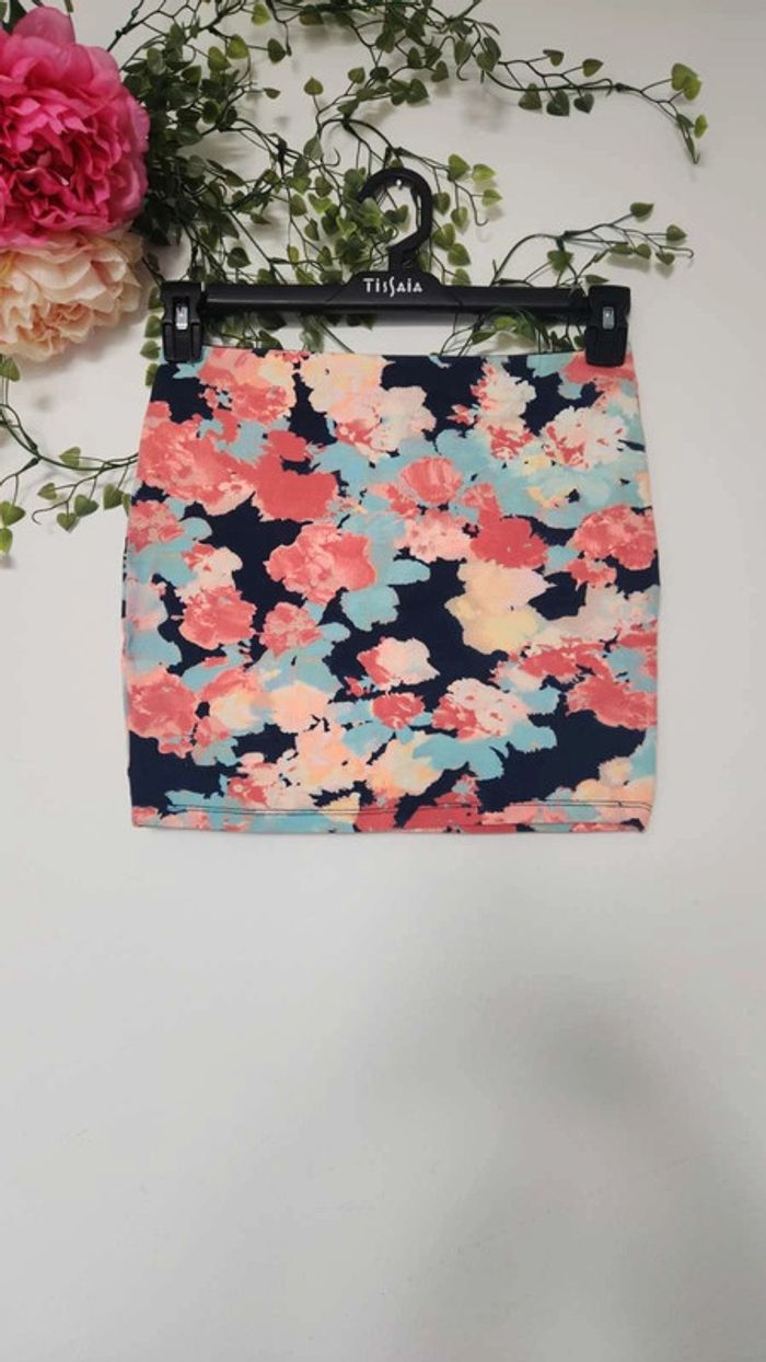 Jupe été moulante Fleurie 🎀 Taille L 🎀