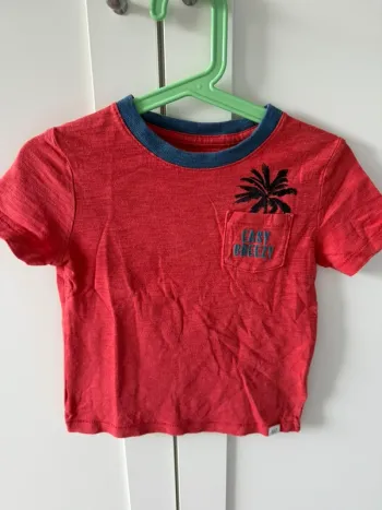 T-shirt gap 2 ans