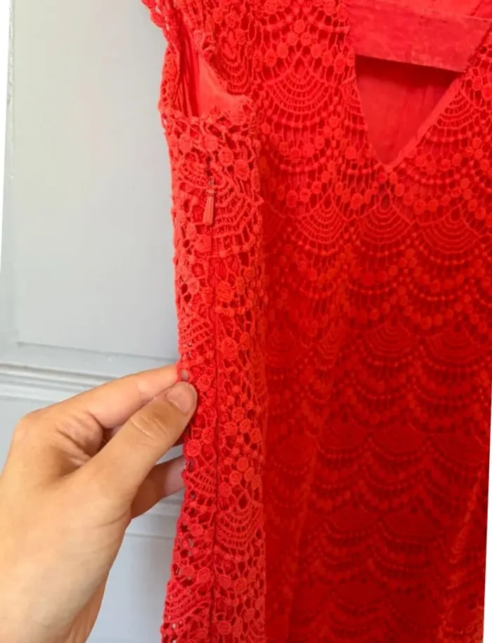 Robe Kookai à dentelle et ajourée corail t36 - photo numéro 5
