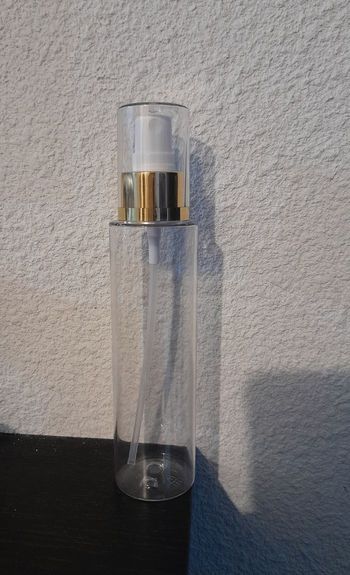 100 flacons disponibles vide 120ml chacun