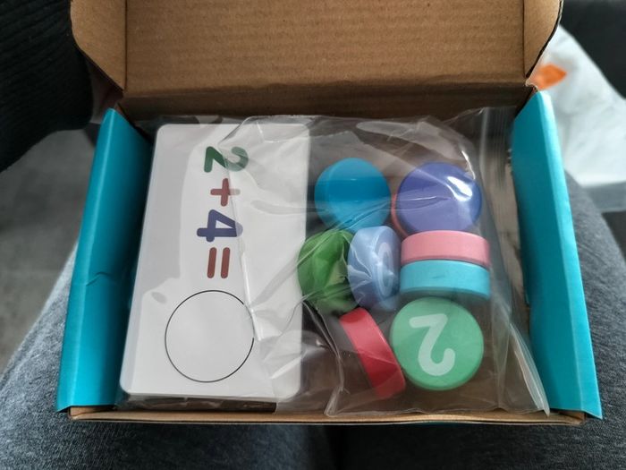 Activité Montessori de calculs - photo numéro 2