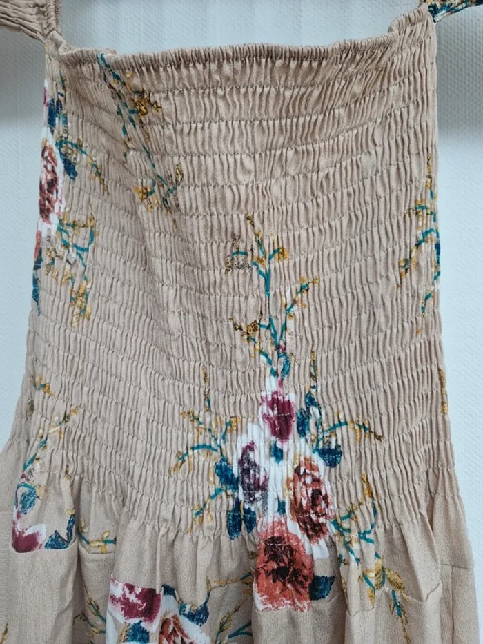 Robe à fleurs 👗 - photo numéro 2