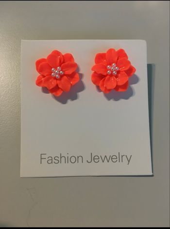 Boucles d’oreilles NEUVES pour femme forme de fleurs couleur orange