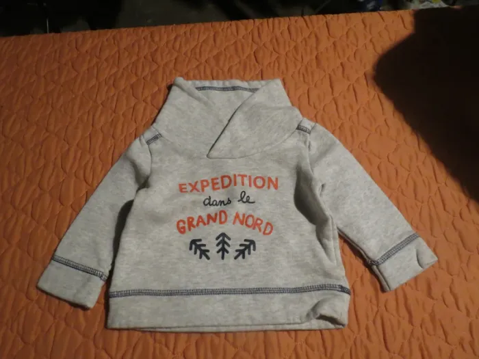 Pull garçon 6 mois - photo numéro 2