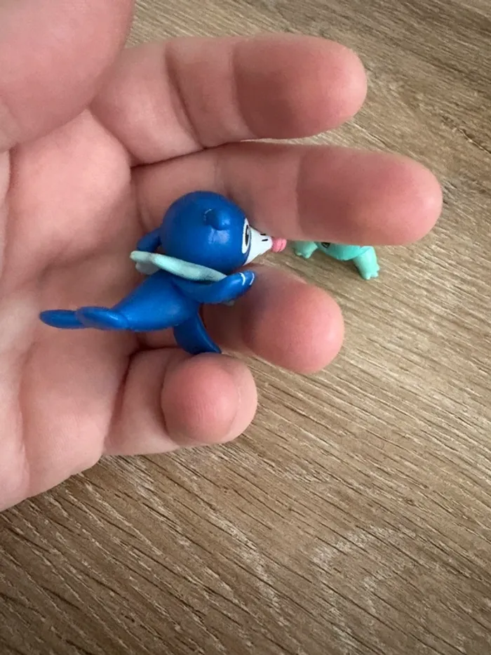 Lot de 2 figurines tomy pokemon - photo numéro 3