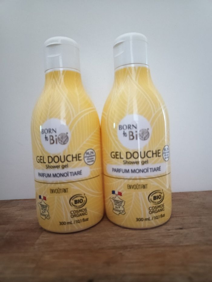 Lot de 2 bouteilles de gel douche monoï tiaré