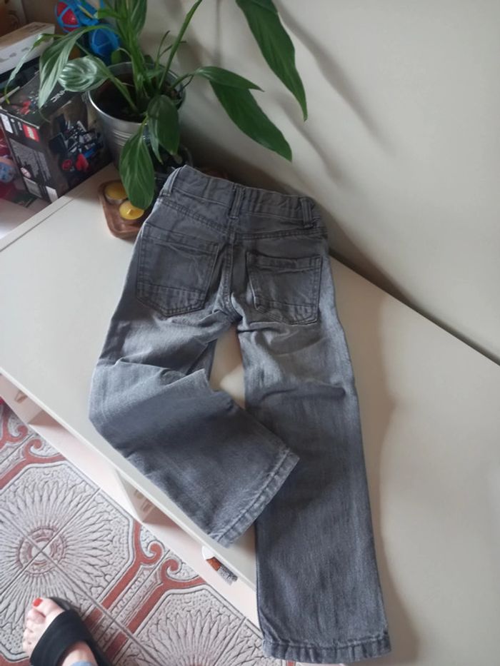 Jeans gris garçon 4 ans - photo numéro 4