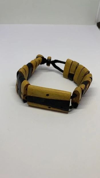 Bracelet en bois Diamètre 7 cm