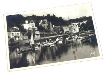 Carte postale ancienne   Pont-Aven (Finistère)   Le Port