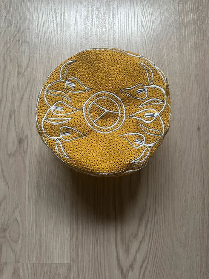 Bonnet fait main (cofia),pour enfant(taille 17cm)