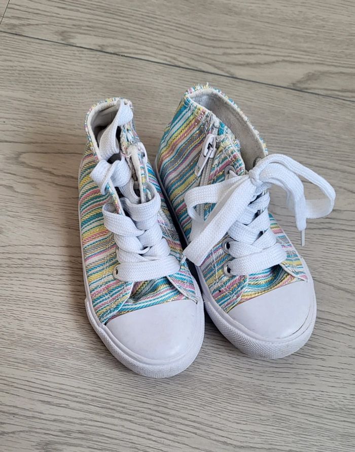 Chaussures montante