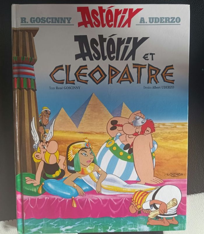 Livre Astérix li - photo numéro 1