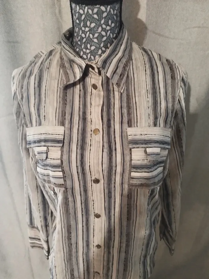 Chemise - photo numéro 2