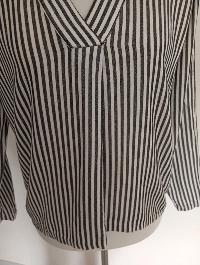 Karl Marc John- chemise à rayures taille S | noir et blanc - photo numéro 6