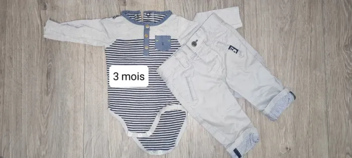 Ensemble obaibi 3mois body et pantalon